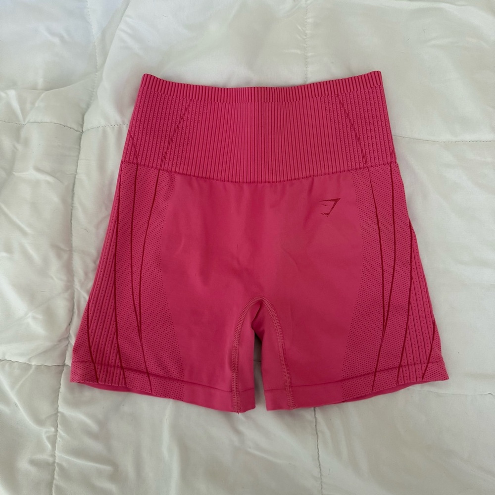 GS Contour Heart Seamless Shorts